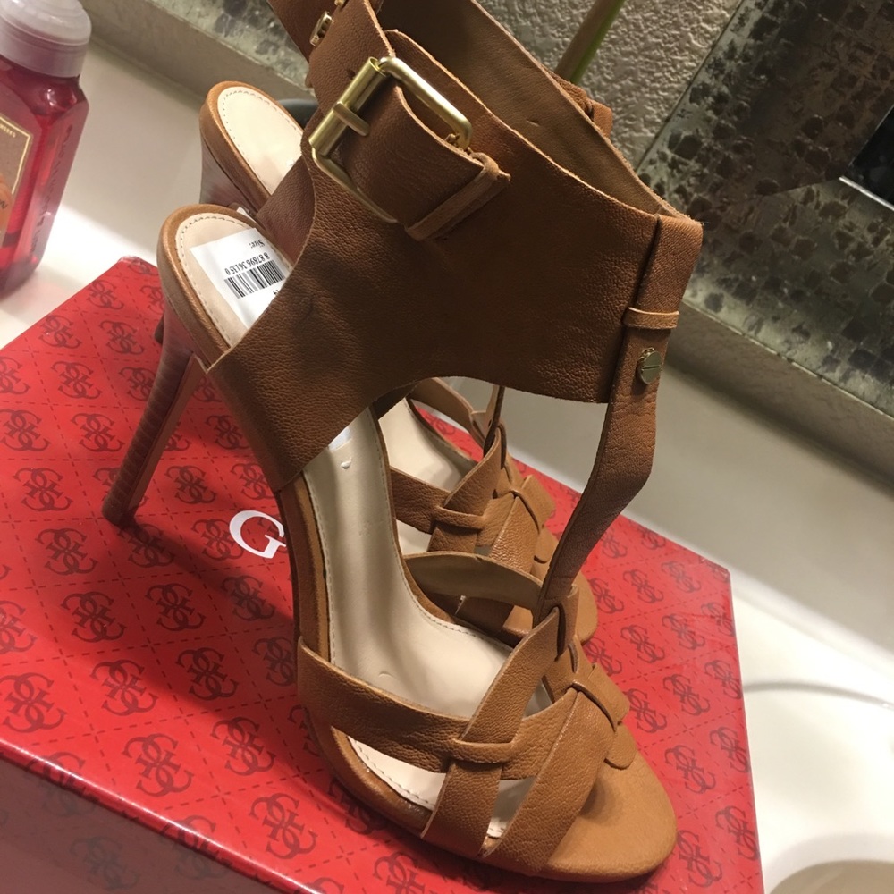 Guess sandal heels size 8